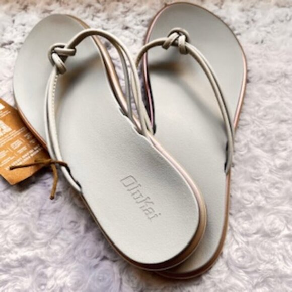 NEW Olukai AKA Flip Flop‎ In Iridescent Vapor Women’s Gray / Pink Size 10 NWT - Picture 10 of 12